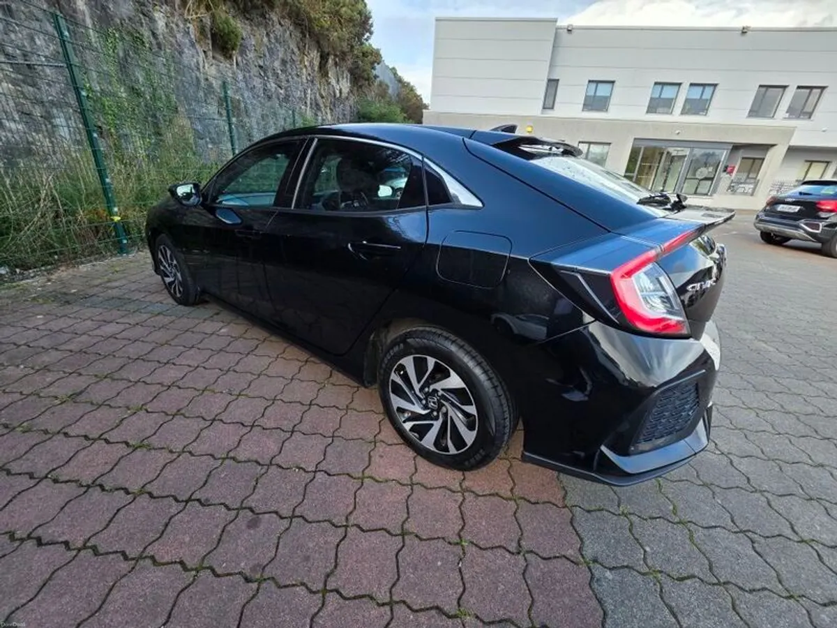 2017 Honda Civic Smart 1.0L VTEC Turbo – 1y NCT - Image 6