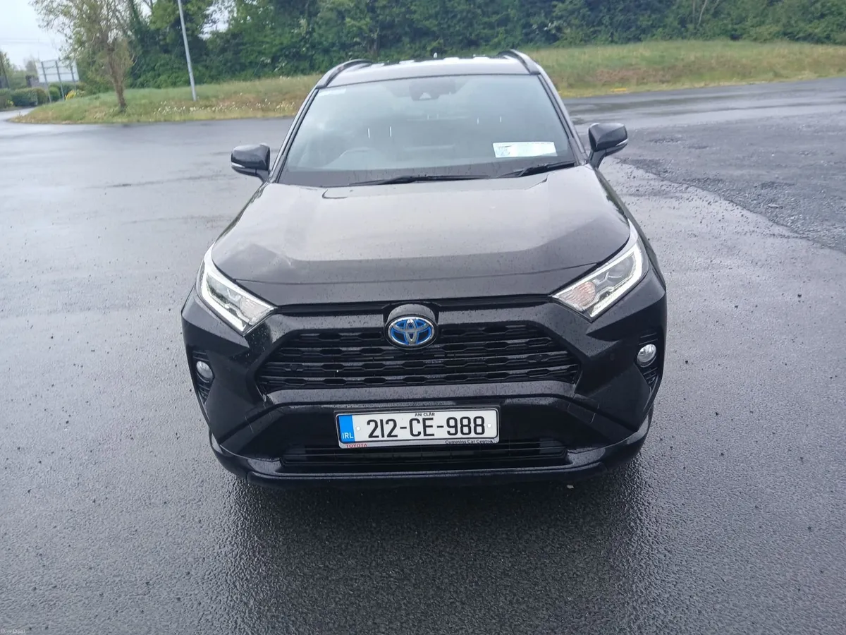Toyota RAV4 2021 sport black edition - Image 5