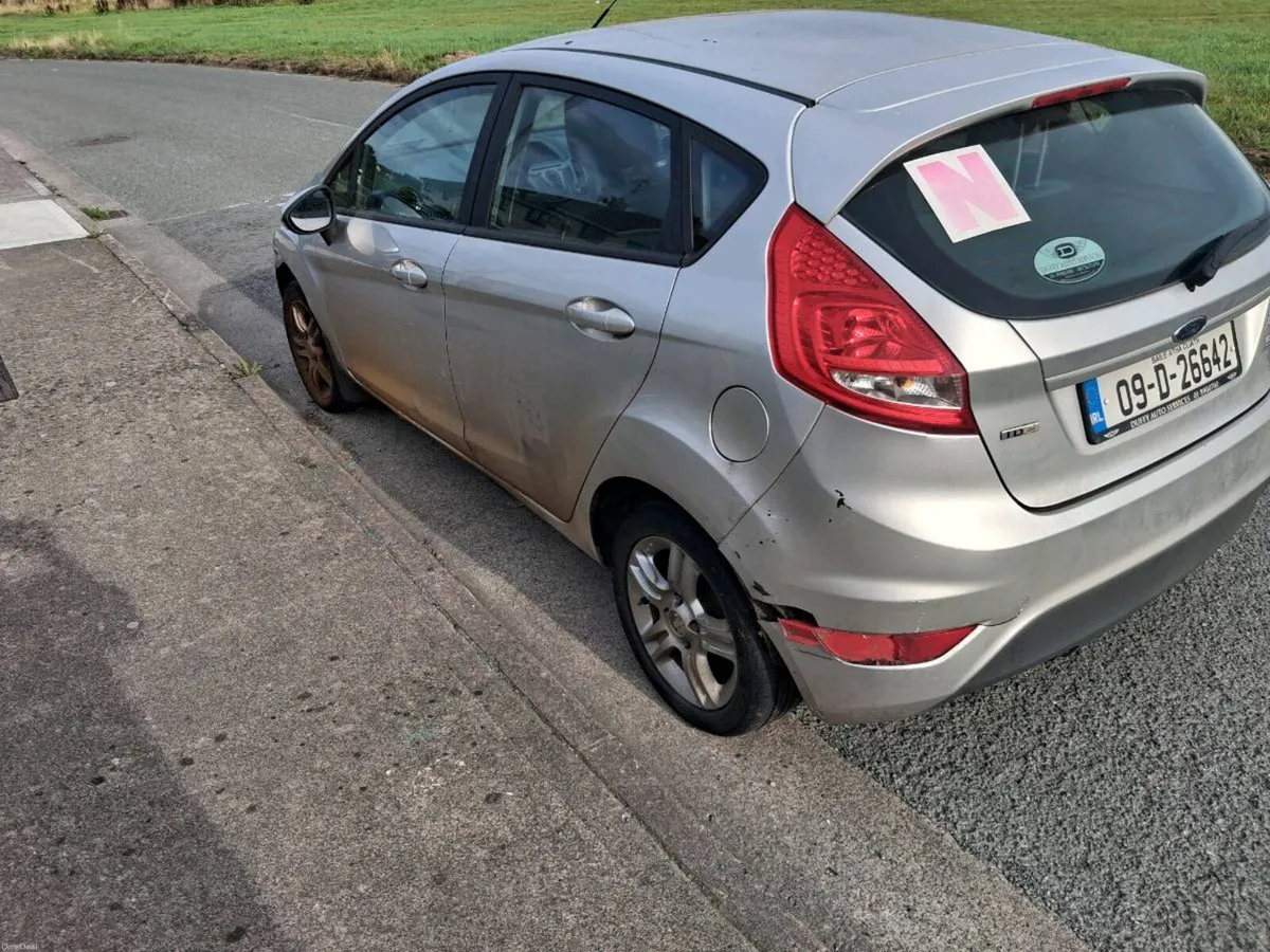 2009 ford focus - Image 3