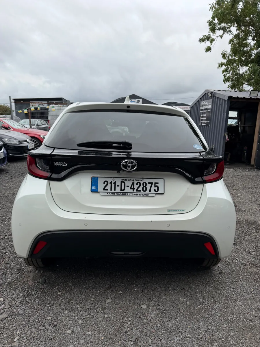 Toyota Yaris Automatic - Image 5
