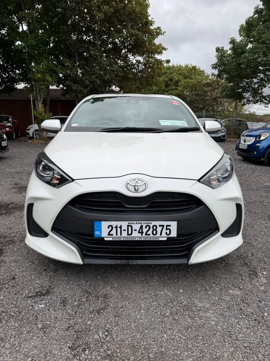 Toyota Yaris Automatic - Image 6