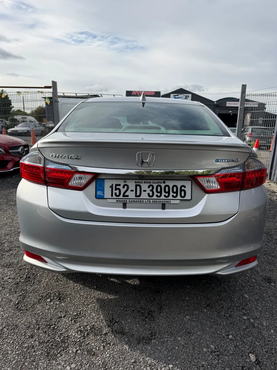 Honda Grace Hybrid Automatic - Image 4