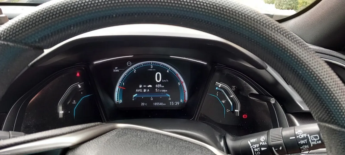 Honda Civic 2019 - Image 2