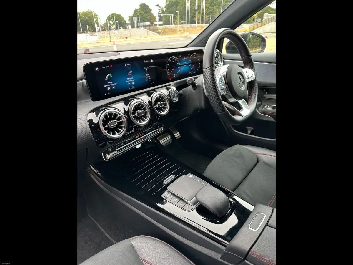 Mercedes A-Class ** 2023 ** AMG LINE ** NIGHT PACK - Image 6