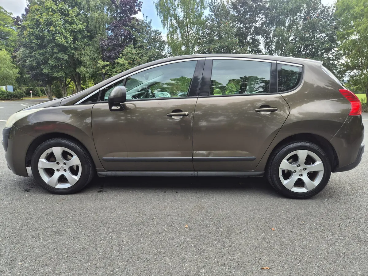 Peugeot 3008 2010 MINT CAR - Image 5