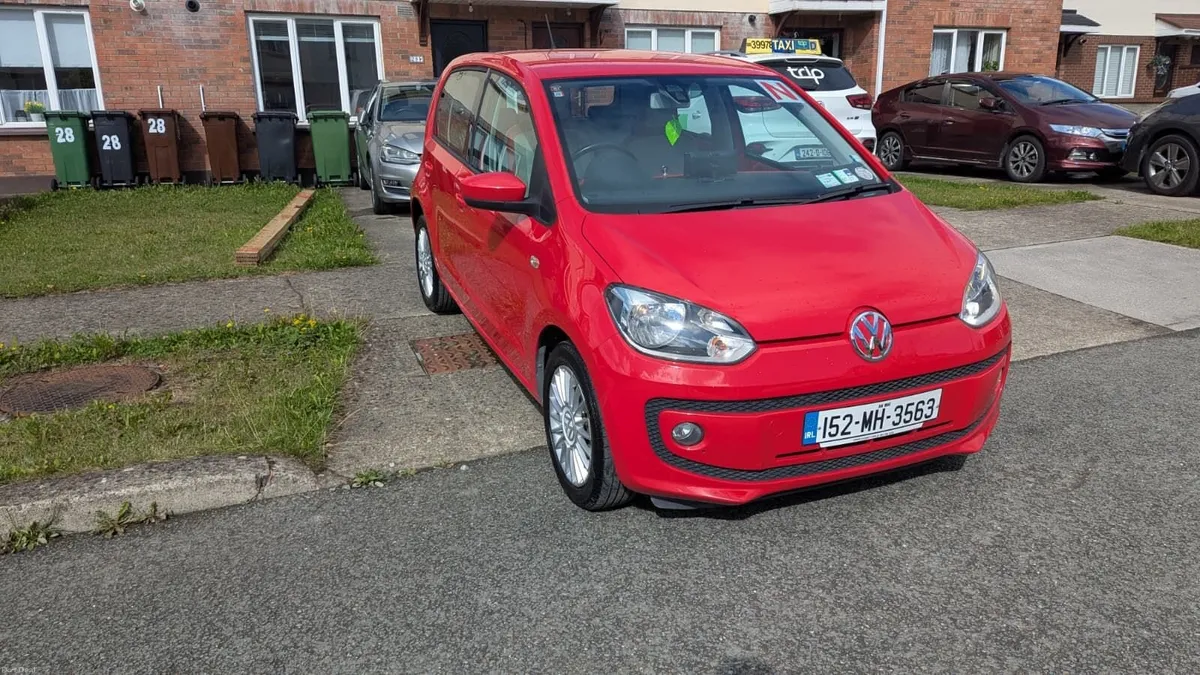 Volkswagen UP! 2015 Automatic HIGH UP! High Spec - Image 4