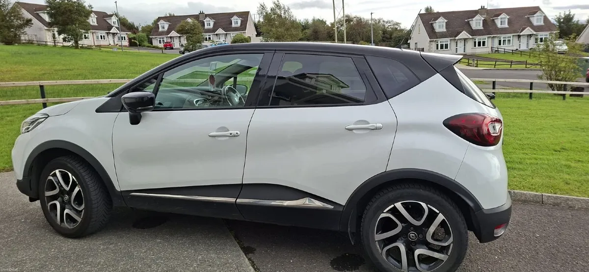 Renault Captur 2018 - Image 2