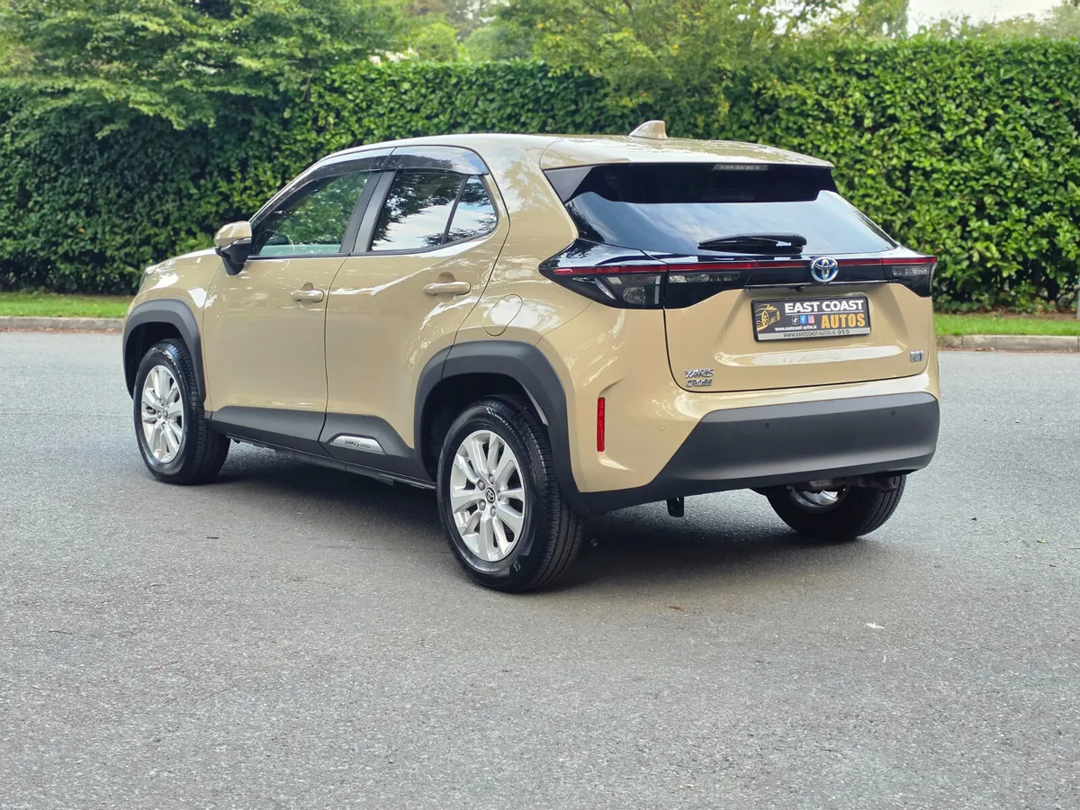 2020 Toyota Yaris Cross 1.5 Petrol Hybrid Automatc - Image 6