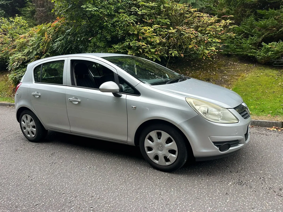 10 Opel Corsa Just Nct 08/27 - Image 6