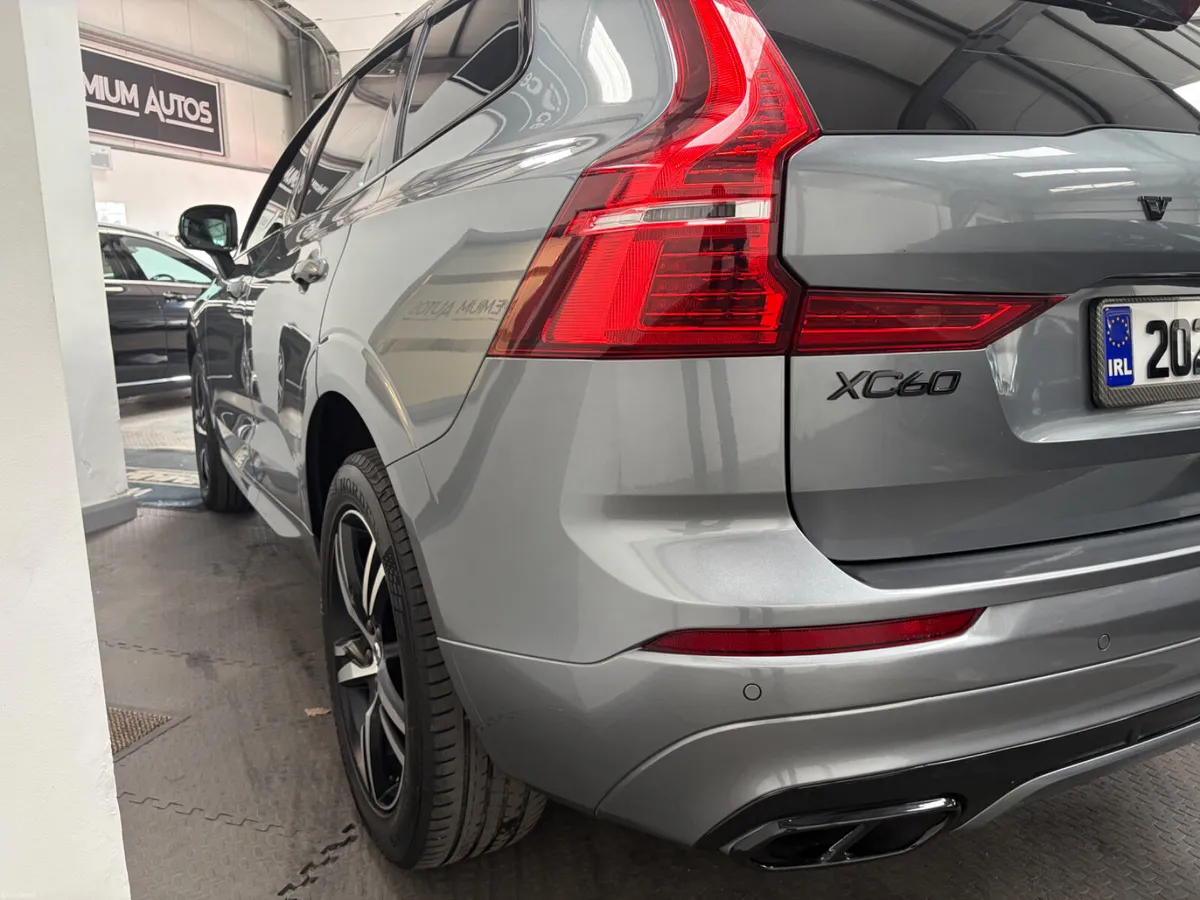 Volvo XC60 2020. D4. R-DESIGN AUTO - Image 3