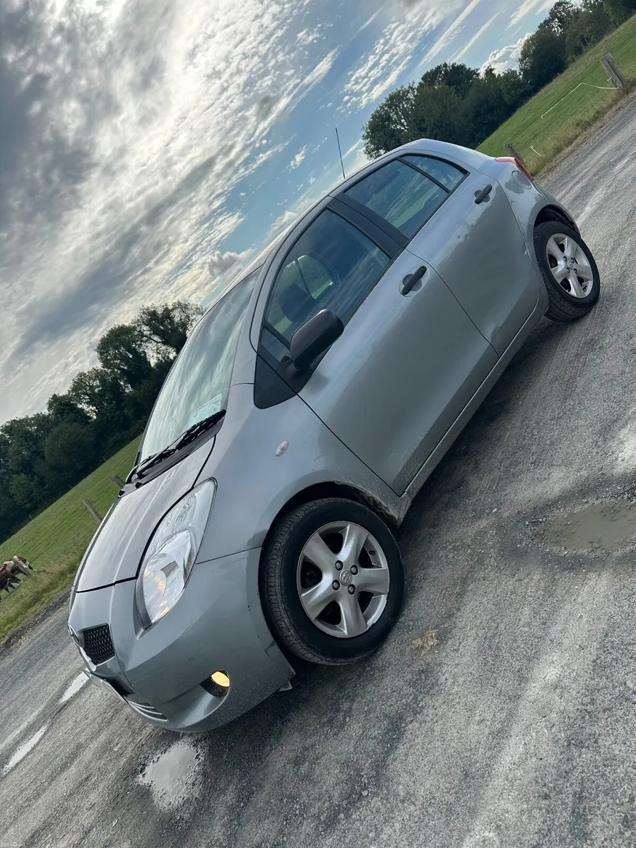 Toyota Yaris 2007 - Image 6