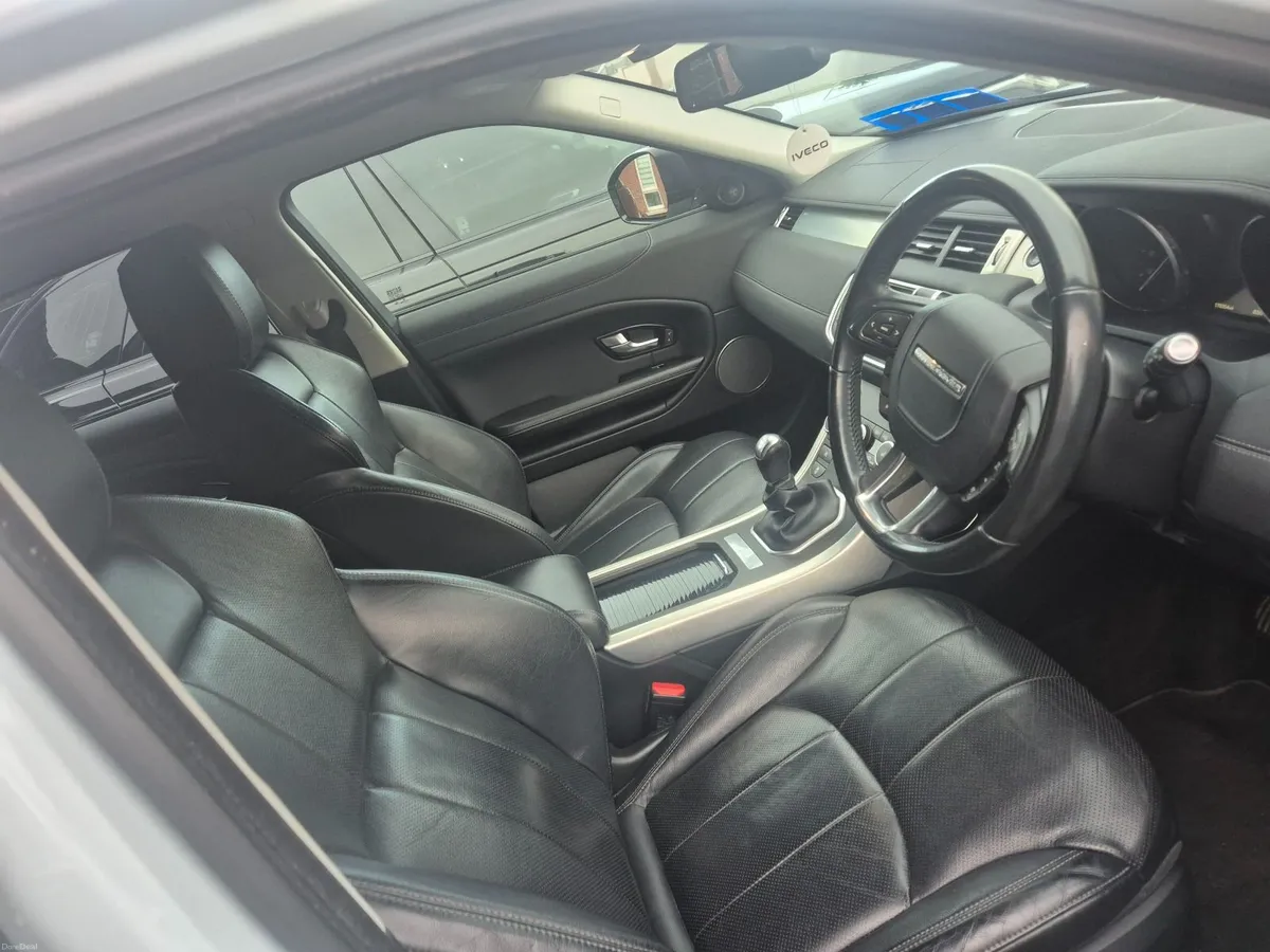 Land Rover Range Rover Evoque 2017 - Image 5