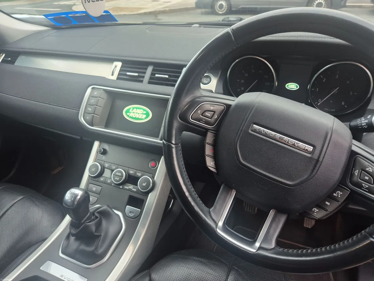 Land Rover Range Rover Evoque 2017 - Image 6