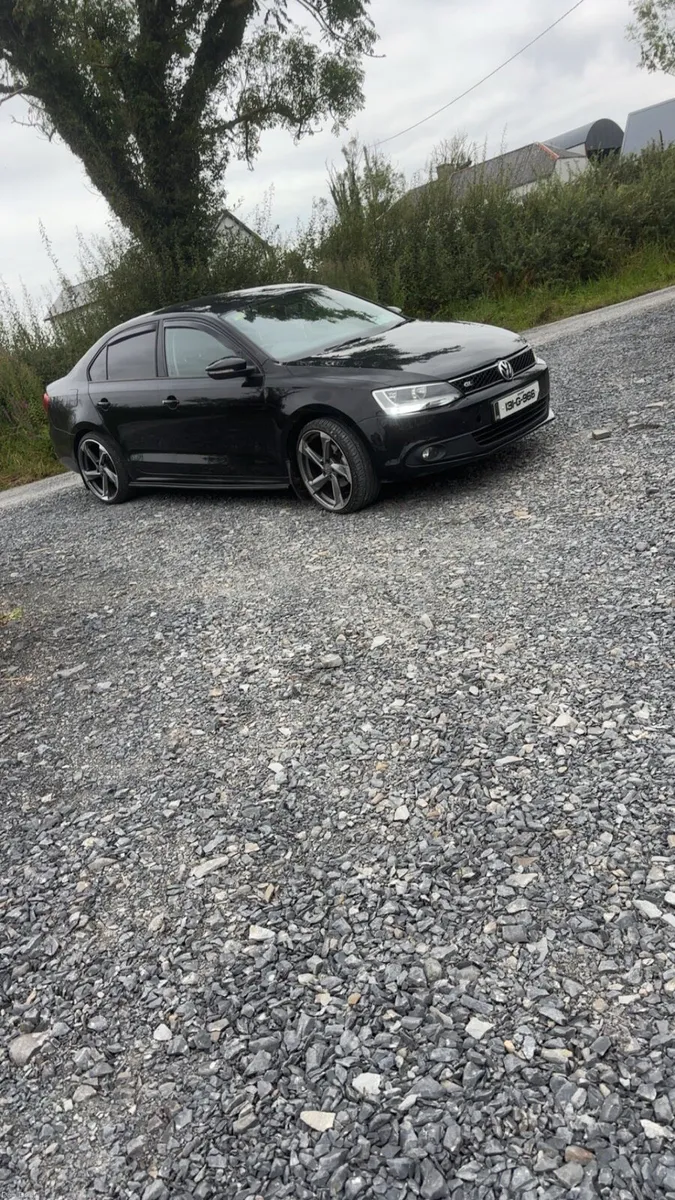 Volkswagen Jetta 1.6 - Image 1