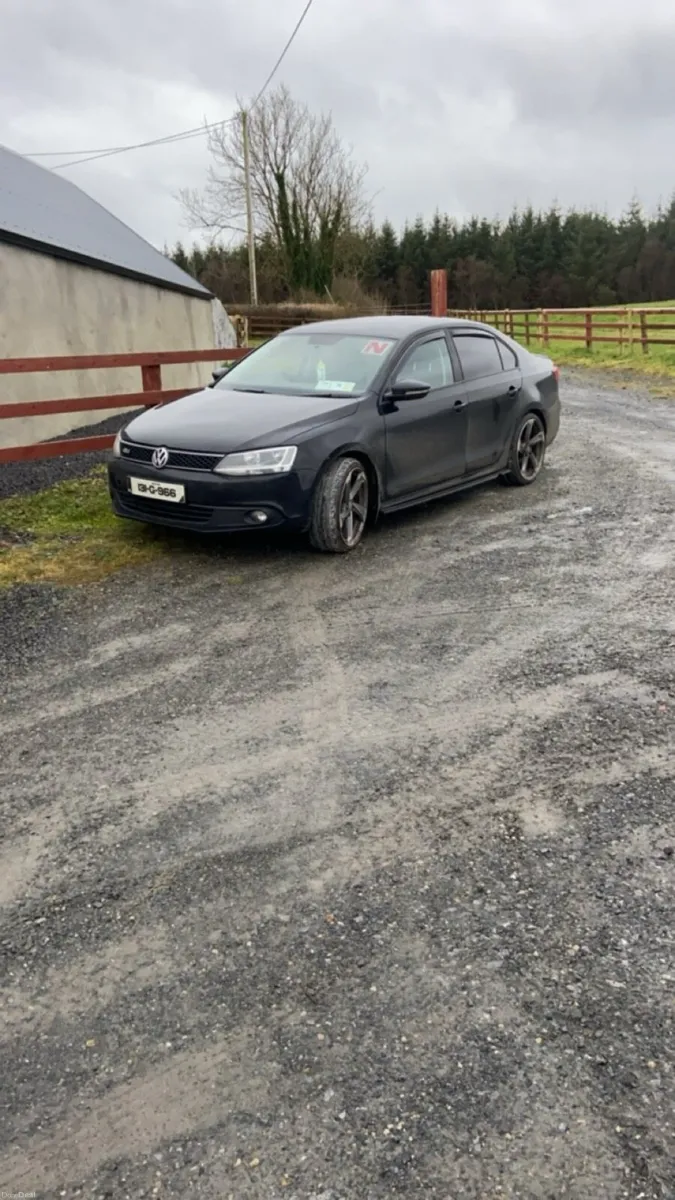 Volkswagen Jetta 1.6 - Image 4