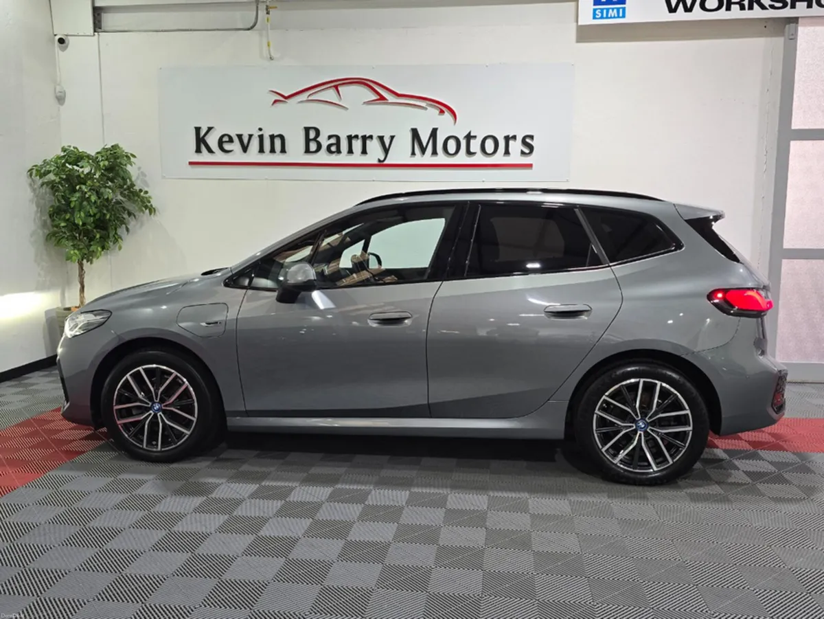 BMW 2-Series 225E M SPORT X-DRIVE AUTOMATIC **TOP - Image 5