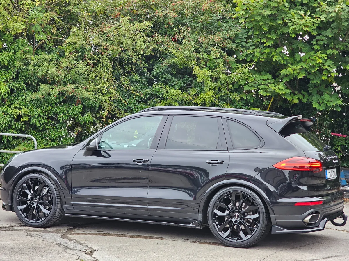 Porsche Cayenne 2017 diesel ⛽️ 3L platinum sports - Image 5