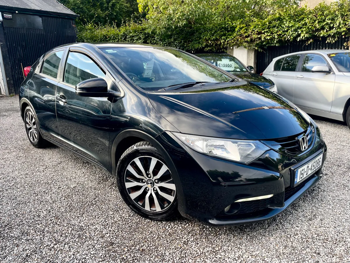 Honda Civic 2015 - Image 1