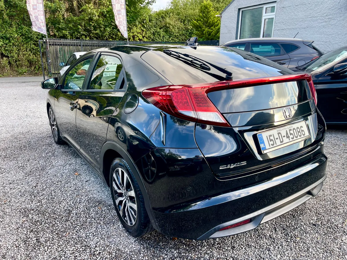 Honda Civic 2015 - Image 5