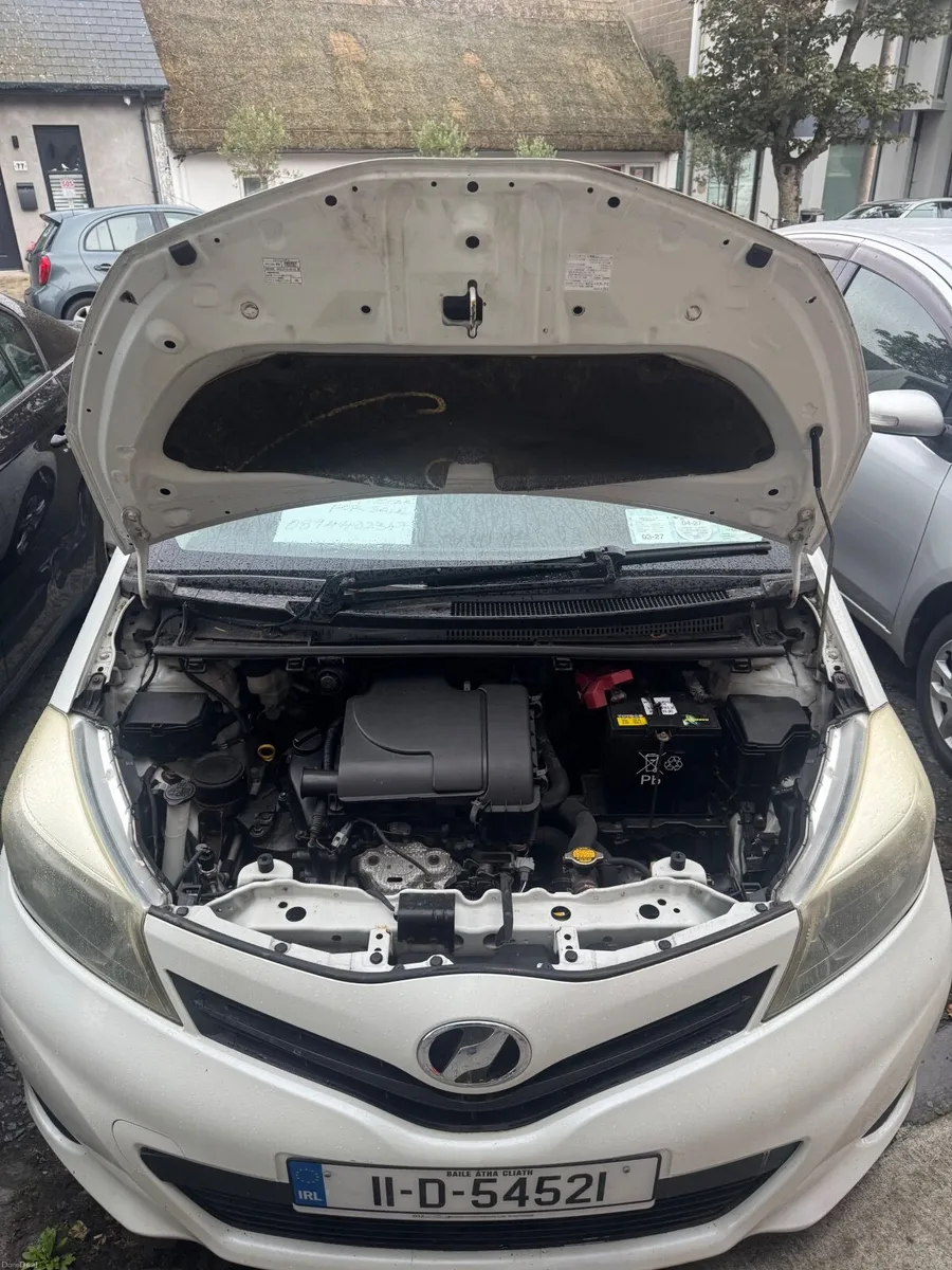 Toyota Vitz 2011 - Image 3