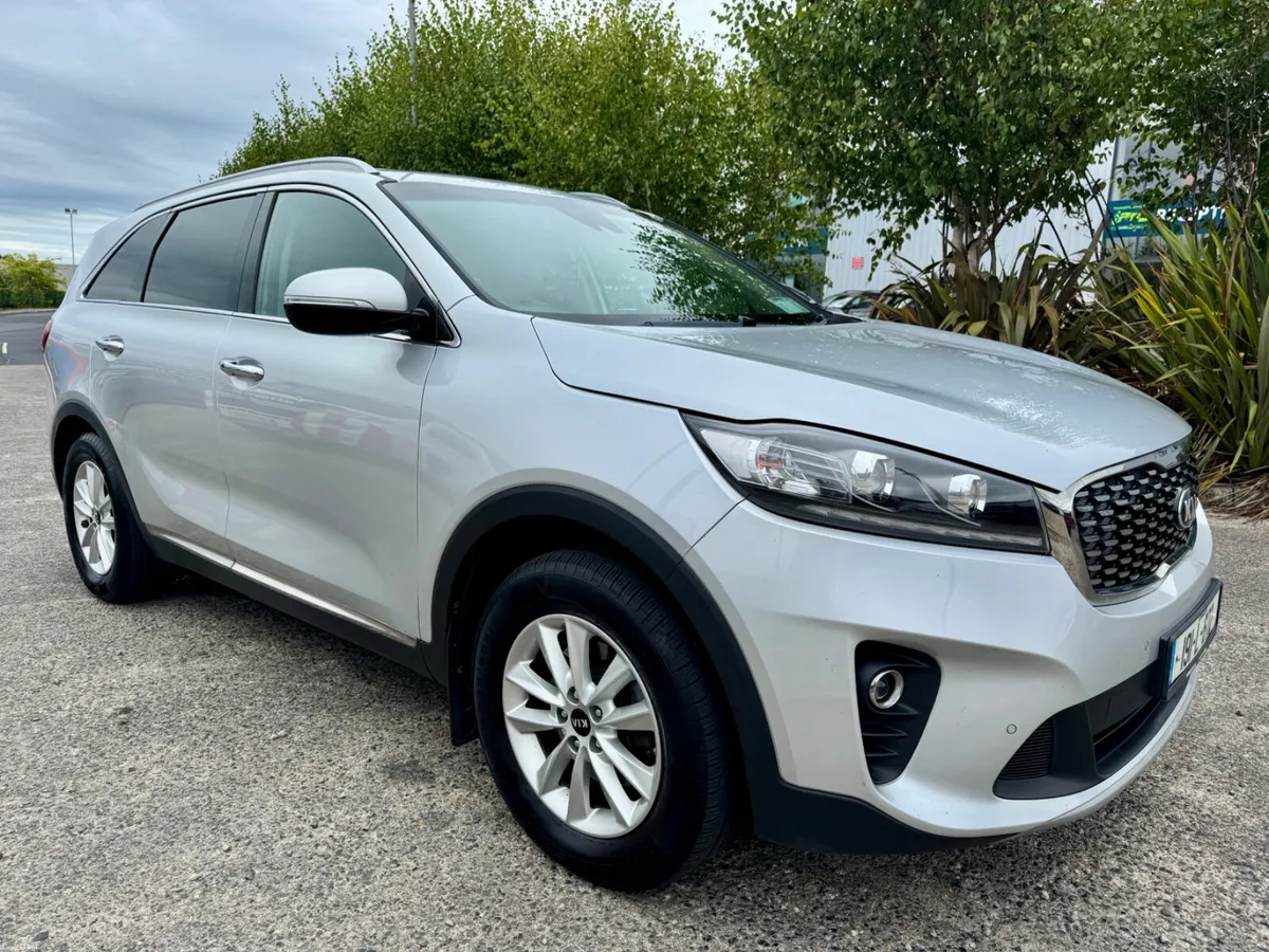 Kia Sorento 2019 platinum model  seater - Image 5