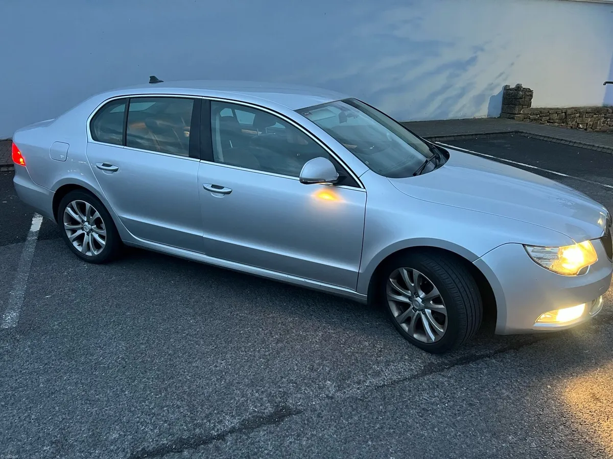 3200€ Skoda superb 2 litre diesel new, nct - Image 2