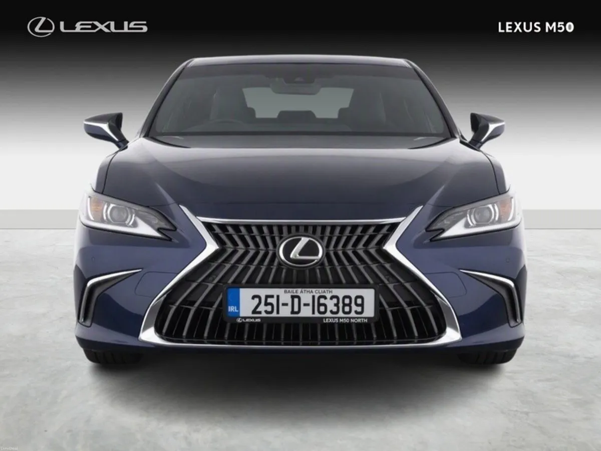 Lexus ES Dynamic - Image 4