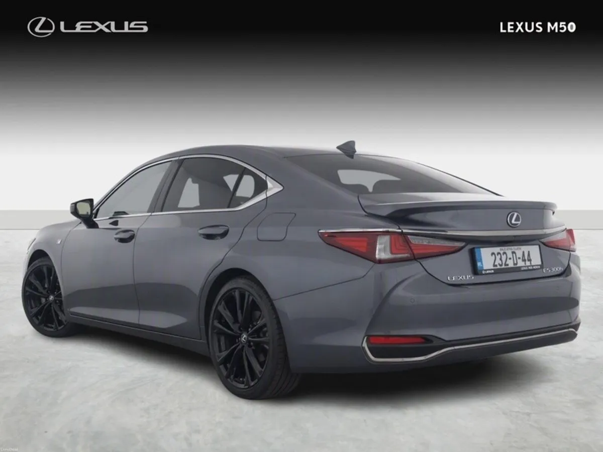 Lexus ES F Sport - Image 2