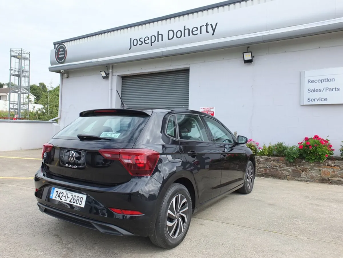 Volkswagen Polo Life 1.0 TSI Manual - Image 3