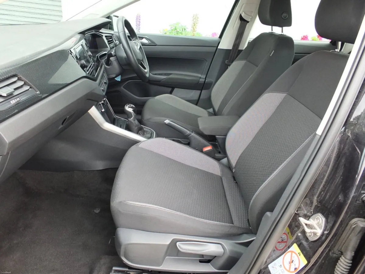 Volkswagen Polo Life 1.0 TSI Manual - Image 5
