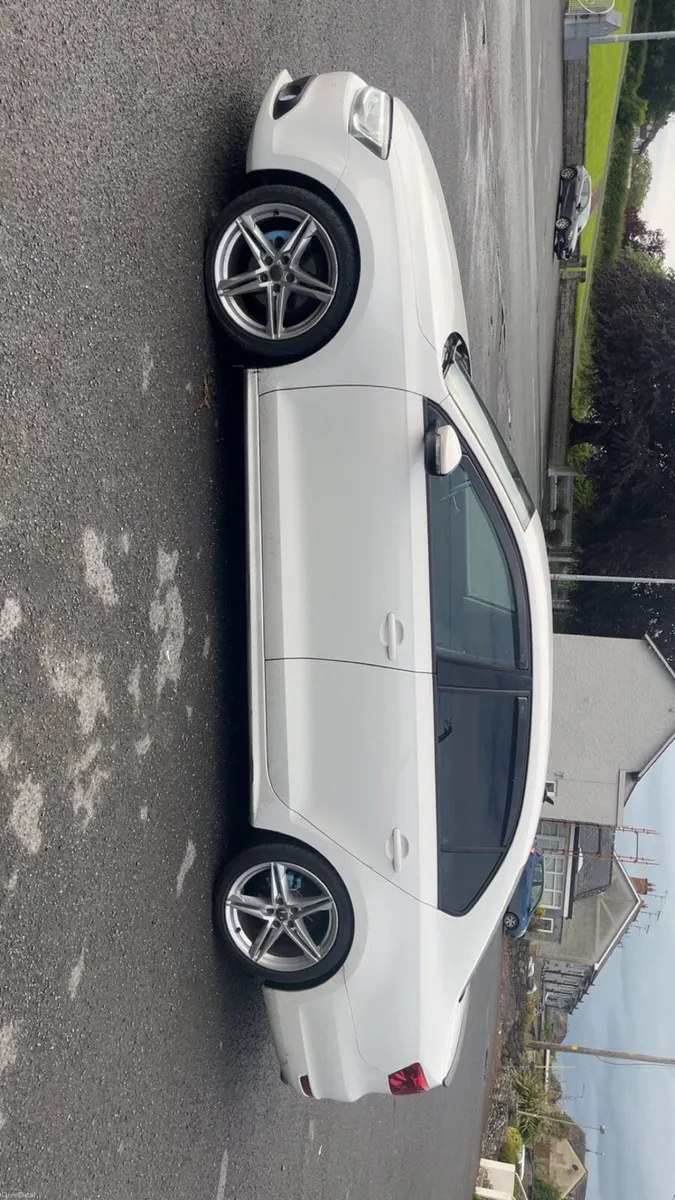 Volkswagen Jetta - Image 4