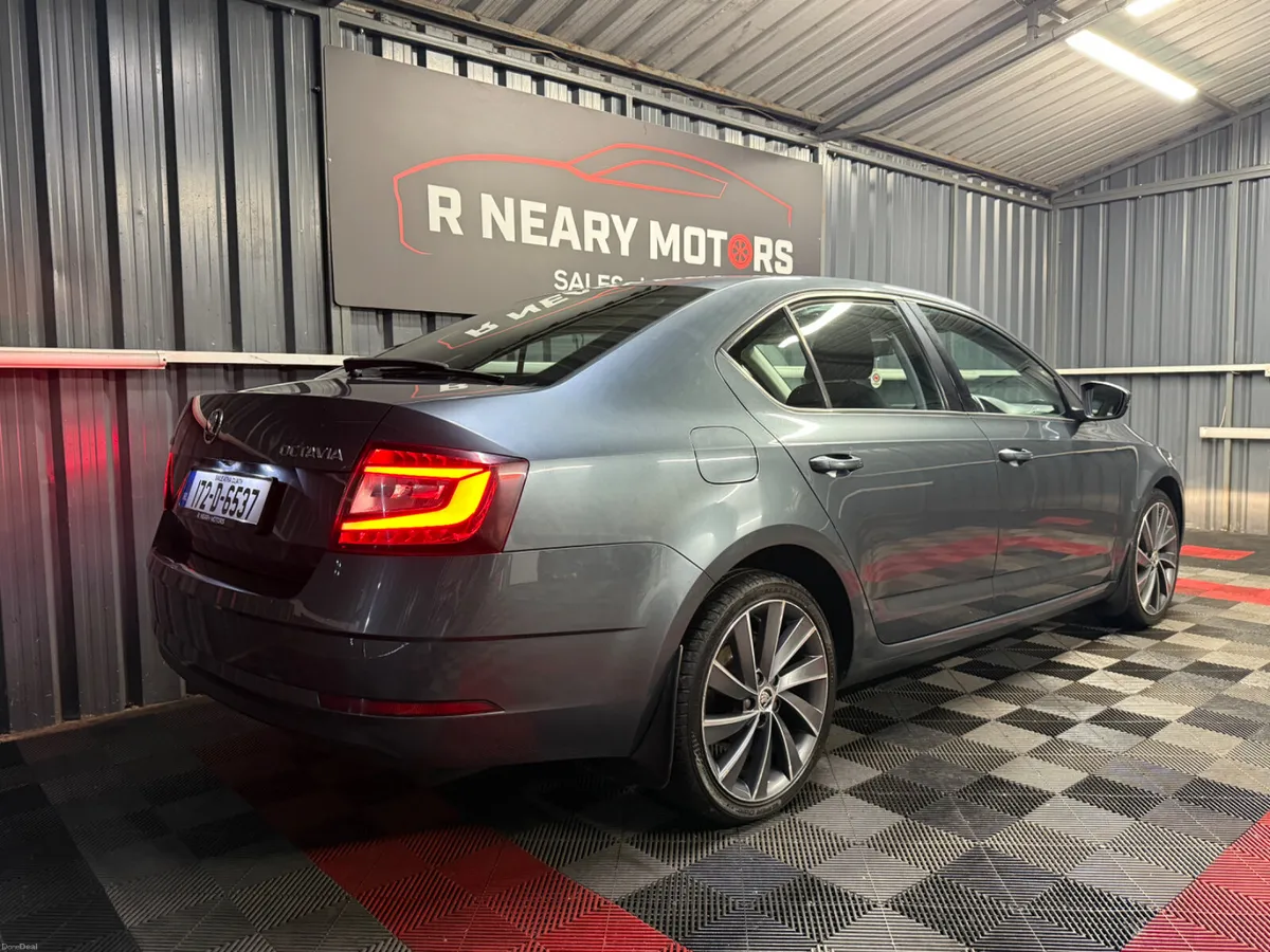 2017 172 Skoda Octavia AMBITION 1.6TDI 90HP Manual - Image 2