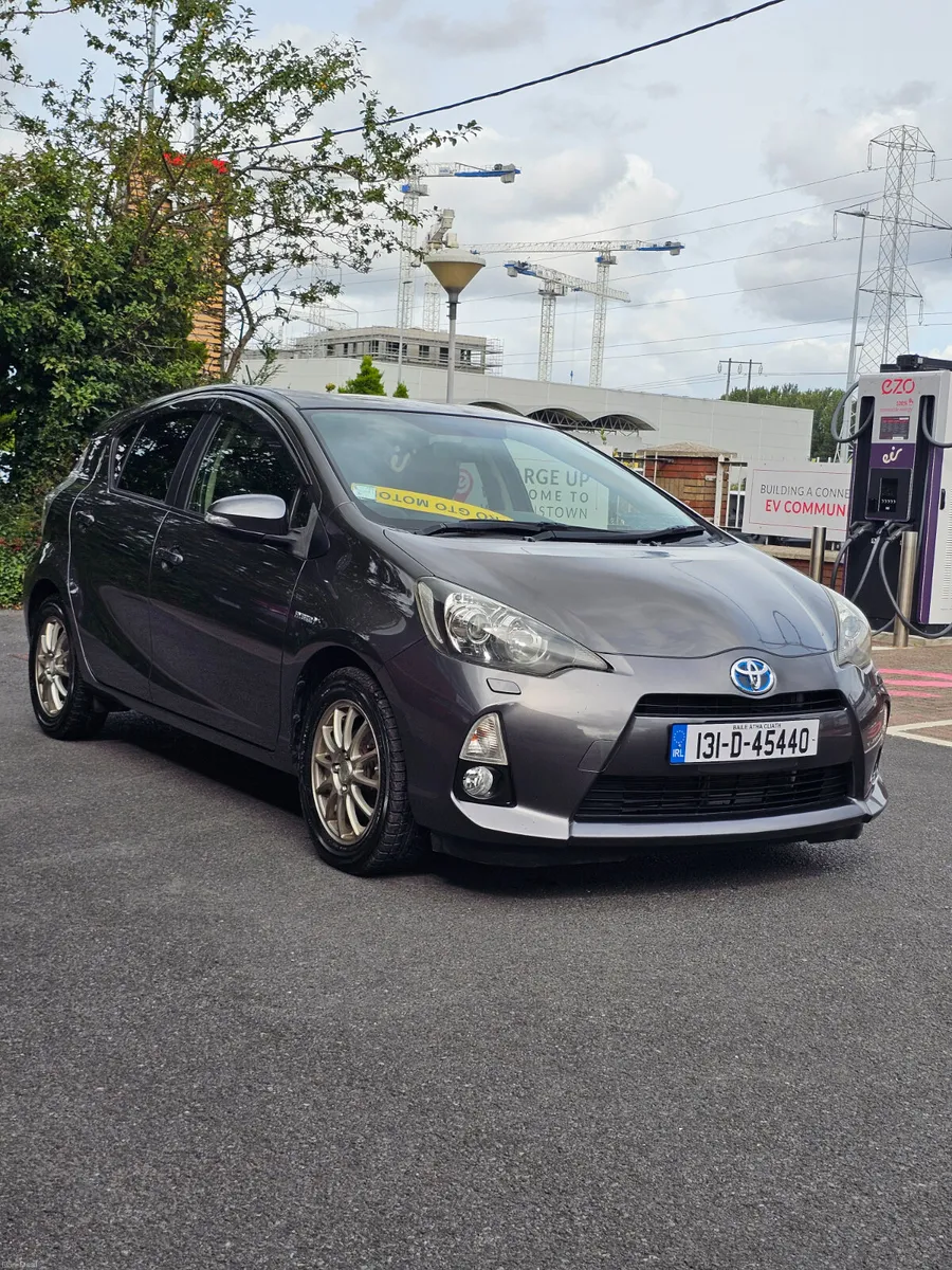 Toyota Aqua G-Model 2013 - Image 6