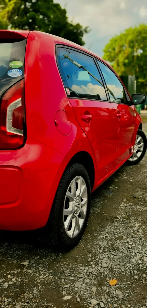Volkswagen up! 2015 - Image 4