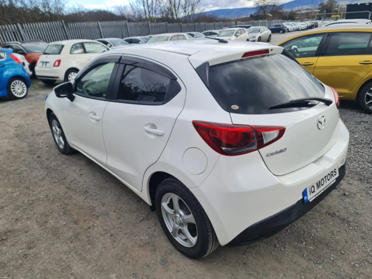 Mazda Demio 1.3L Petrol Automatic (6194) - Image 6