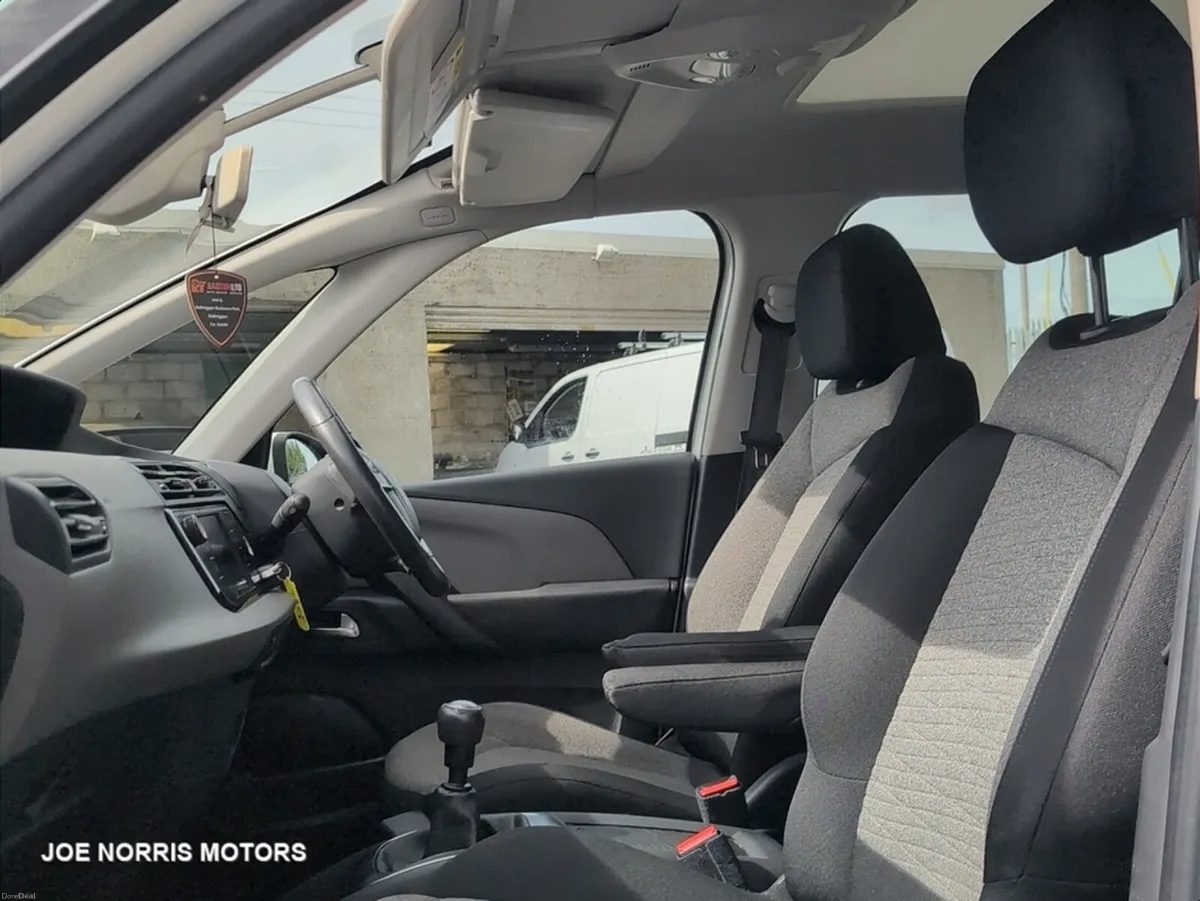 Citroen C4 Picasso GRAND 1.6 BLUE HDI SE SELECTION - Image 2