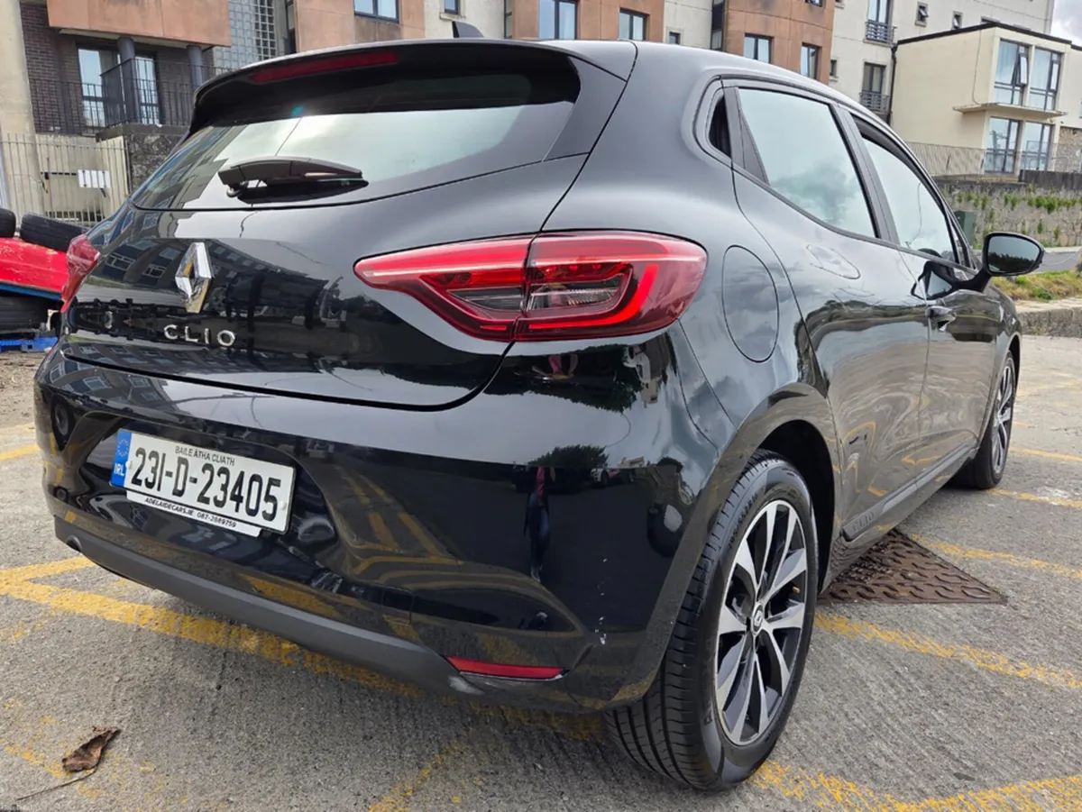 Renault Clio EQUILIBRE TCE 90 MY22.5 5 5DR - Image 6