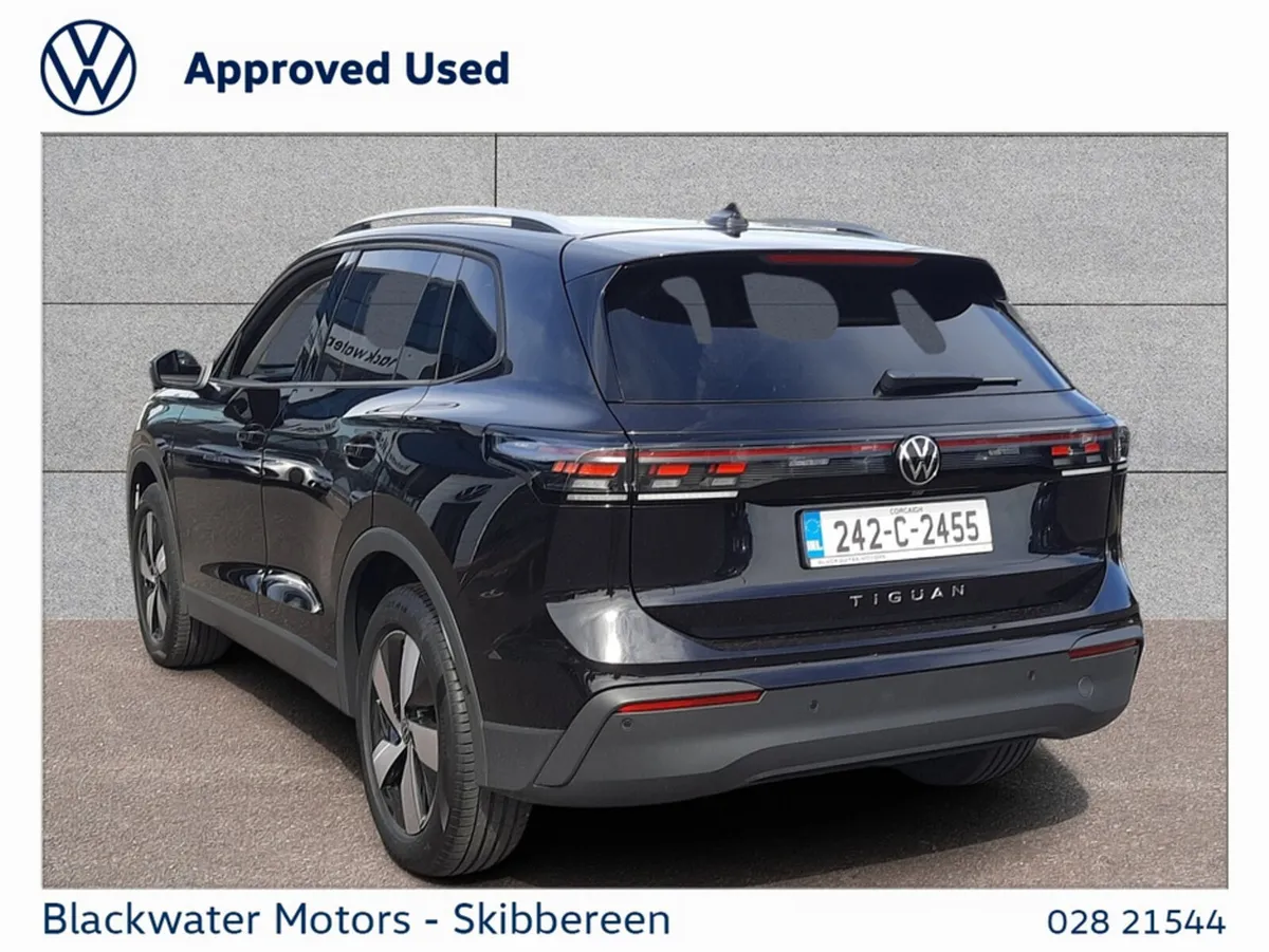 Volkswagen Tiguan 2.0TDI 150BHP LAUNCH EDITION AUT - Image 3