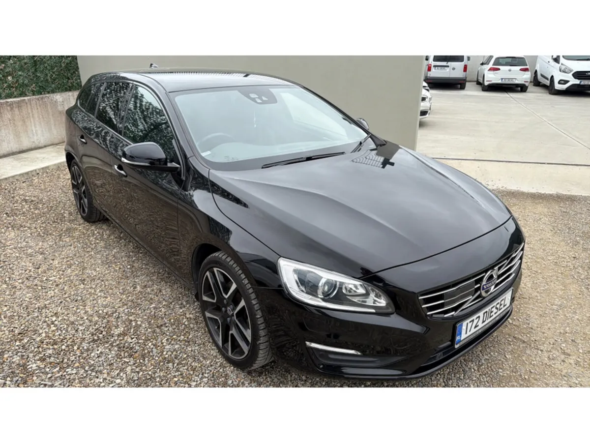 Volvo V60 D4 auto - Image 1