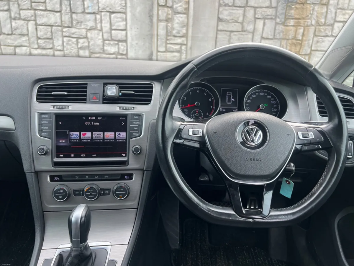 Volkswagen Golf 1.2 TSI SE - Image 5