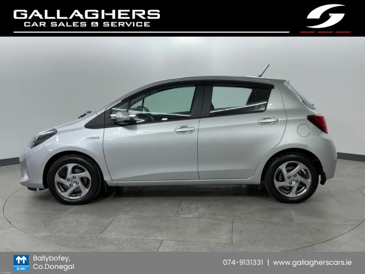 Toyota Yaris (171) HYBRID LUXURY AUTO - Image 5