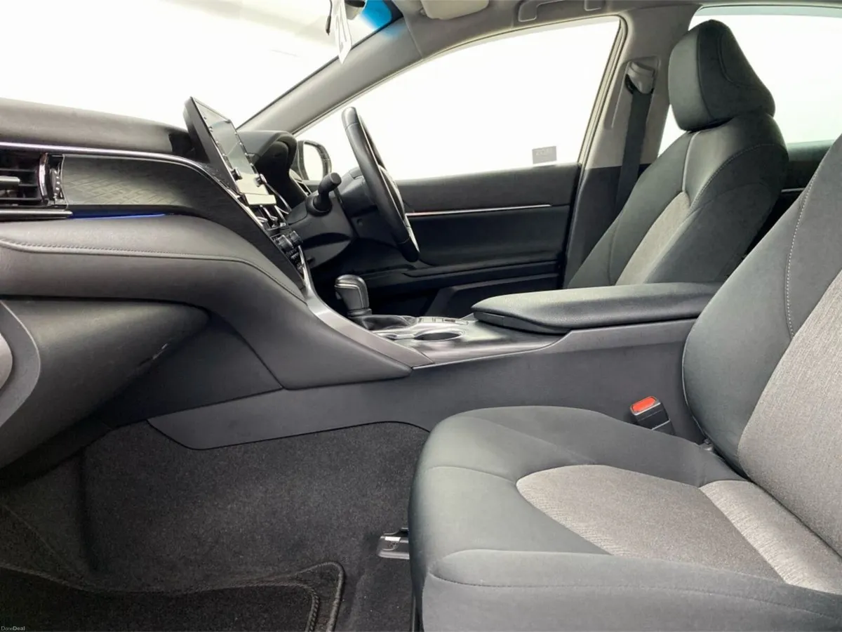 Toyota Camry CAMRY HYBRID G - Image 4
