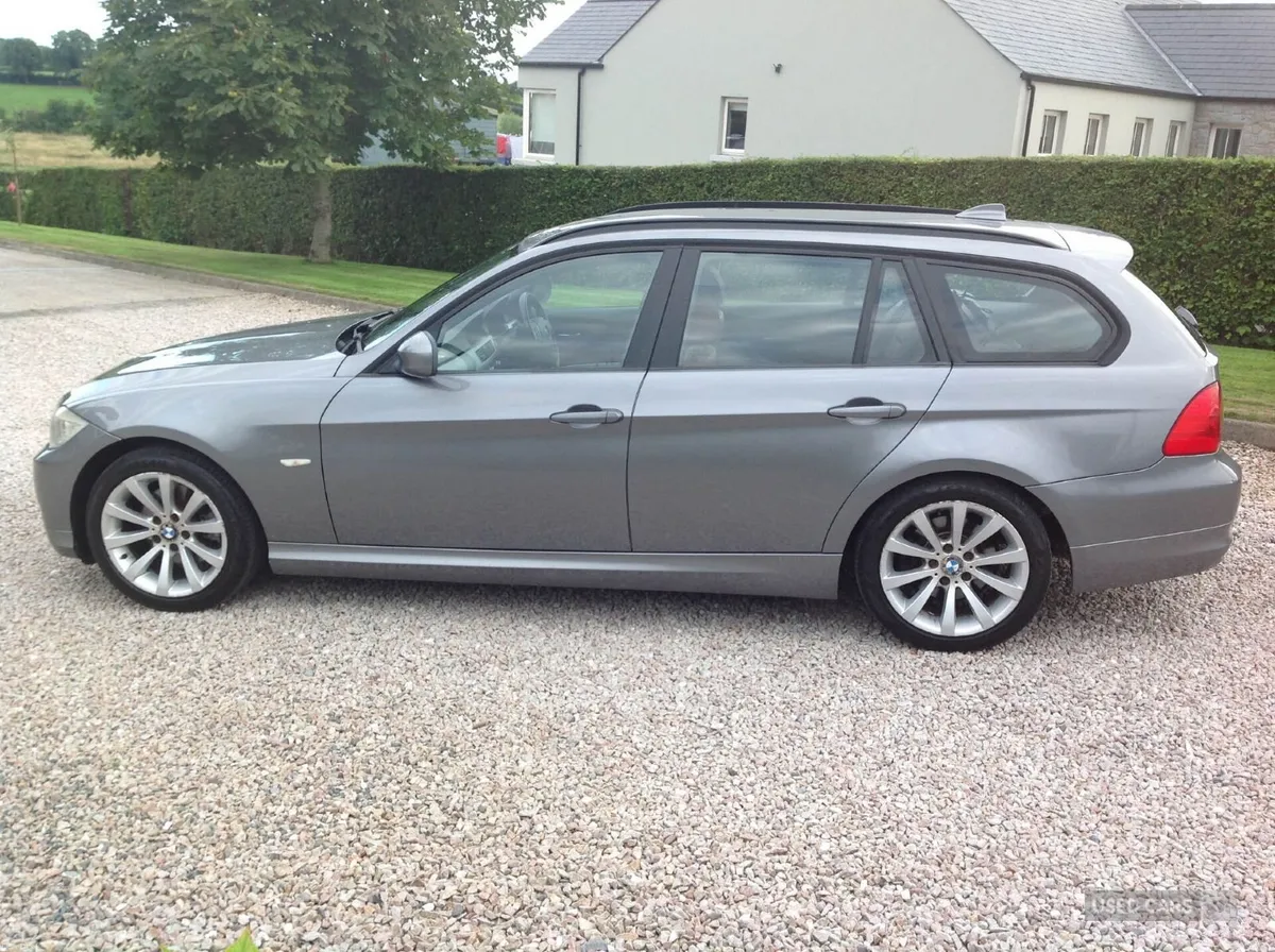 BMW 3-Series 318D Business Edition (2.0d manual) - Image 6