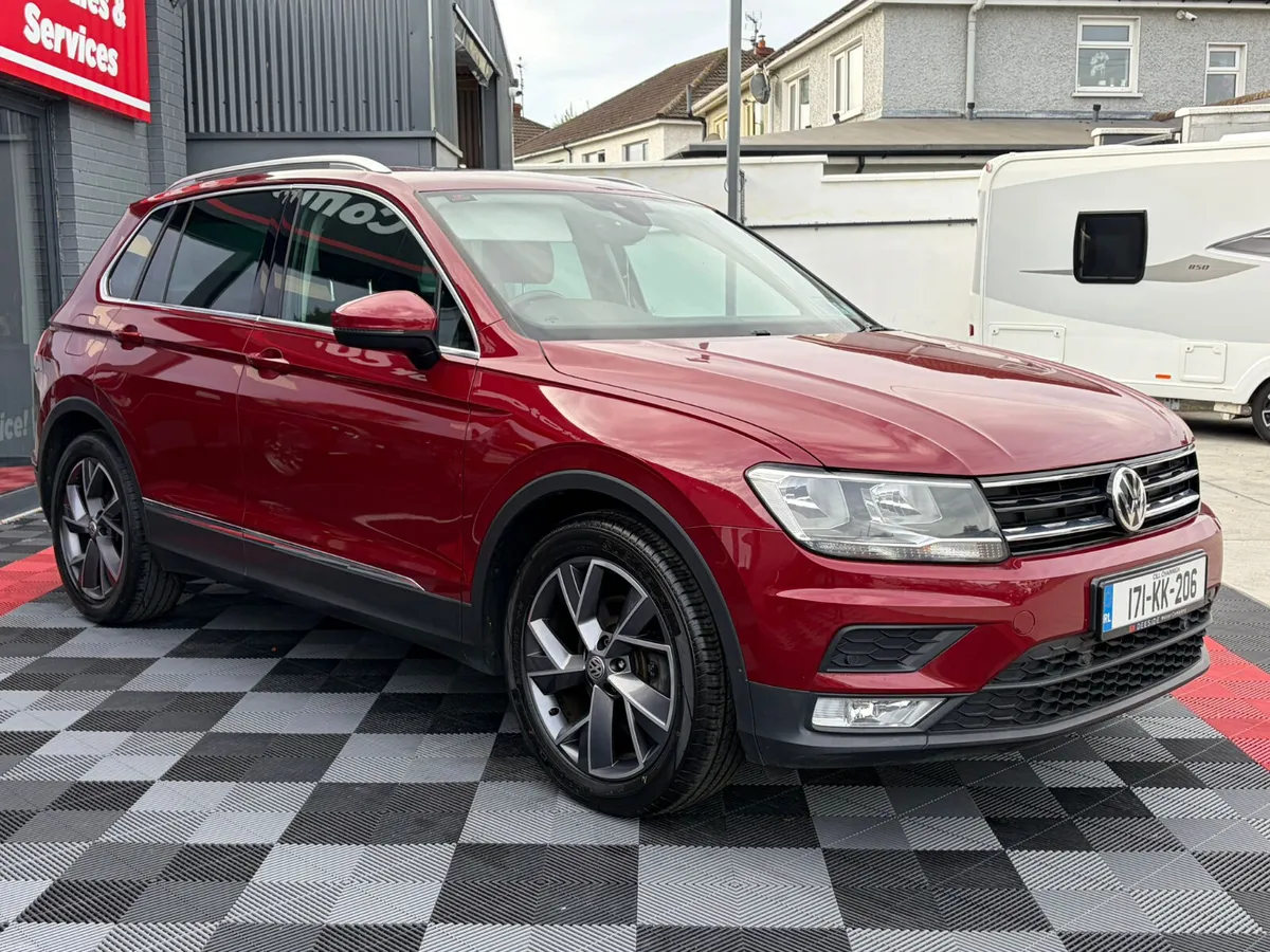 (171) Volkswagen Tiguan Comfortline//Pan Roof//NCT - Image 4