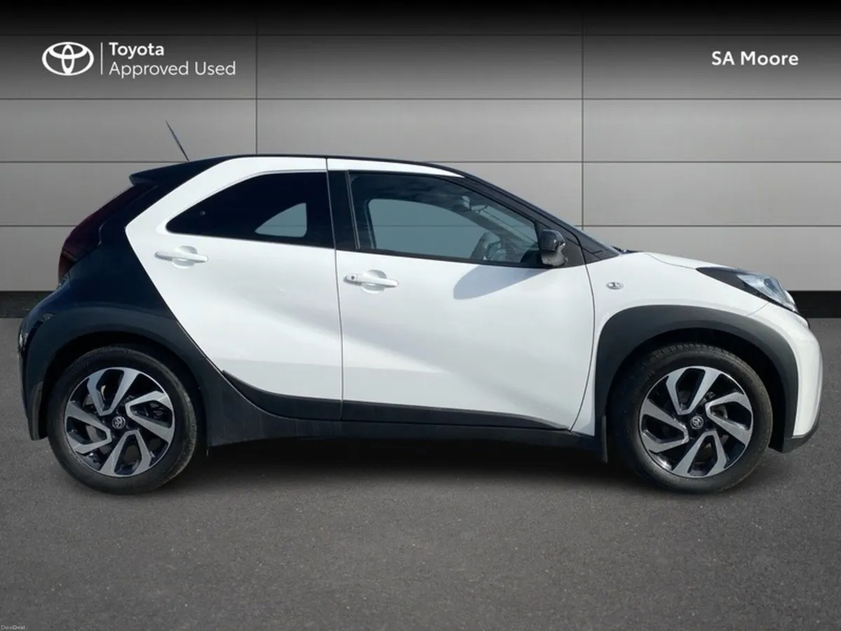 Toyota Aygo X X DESIGN - Image 3