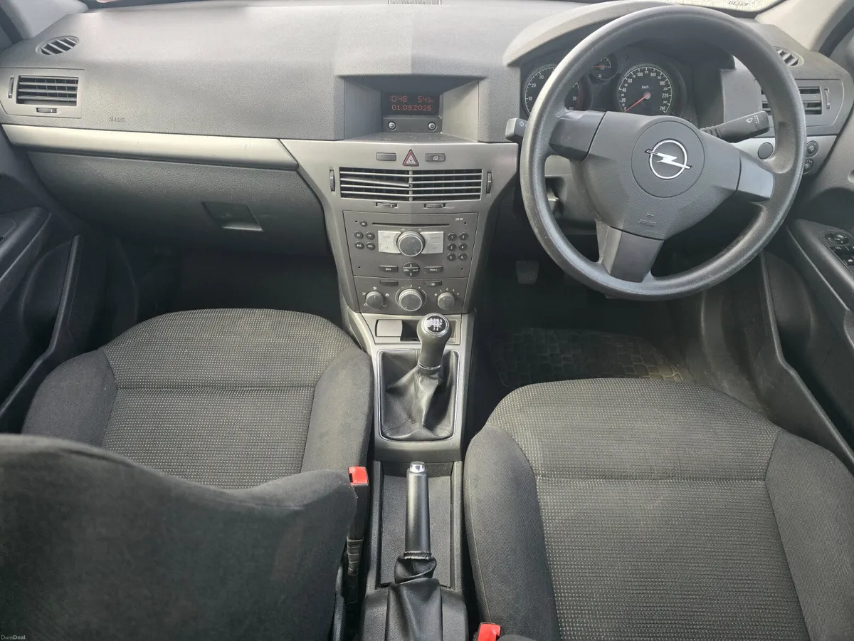 2007 Opel Astra 1.4 petrol - Irish car - Image 6