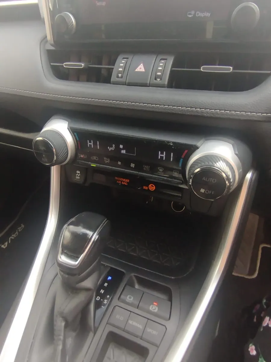 Toyota RAV4 2019 - Image 4