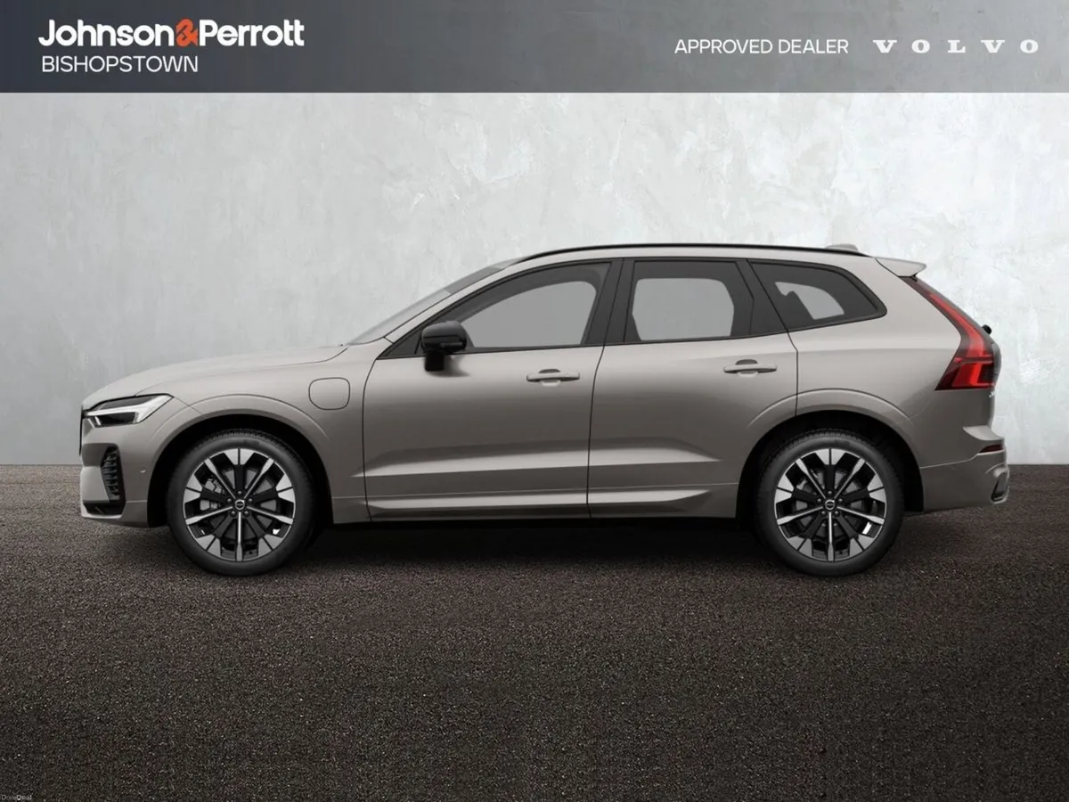 Volvo XC60 T6 335bhp AWD Plus Dark  - Bright Dusk - Image 5