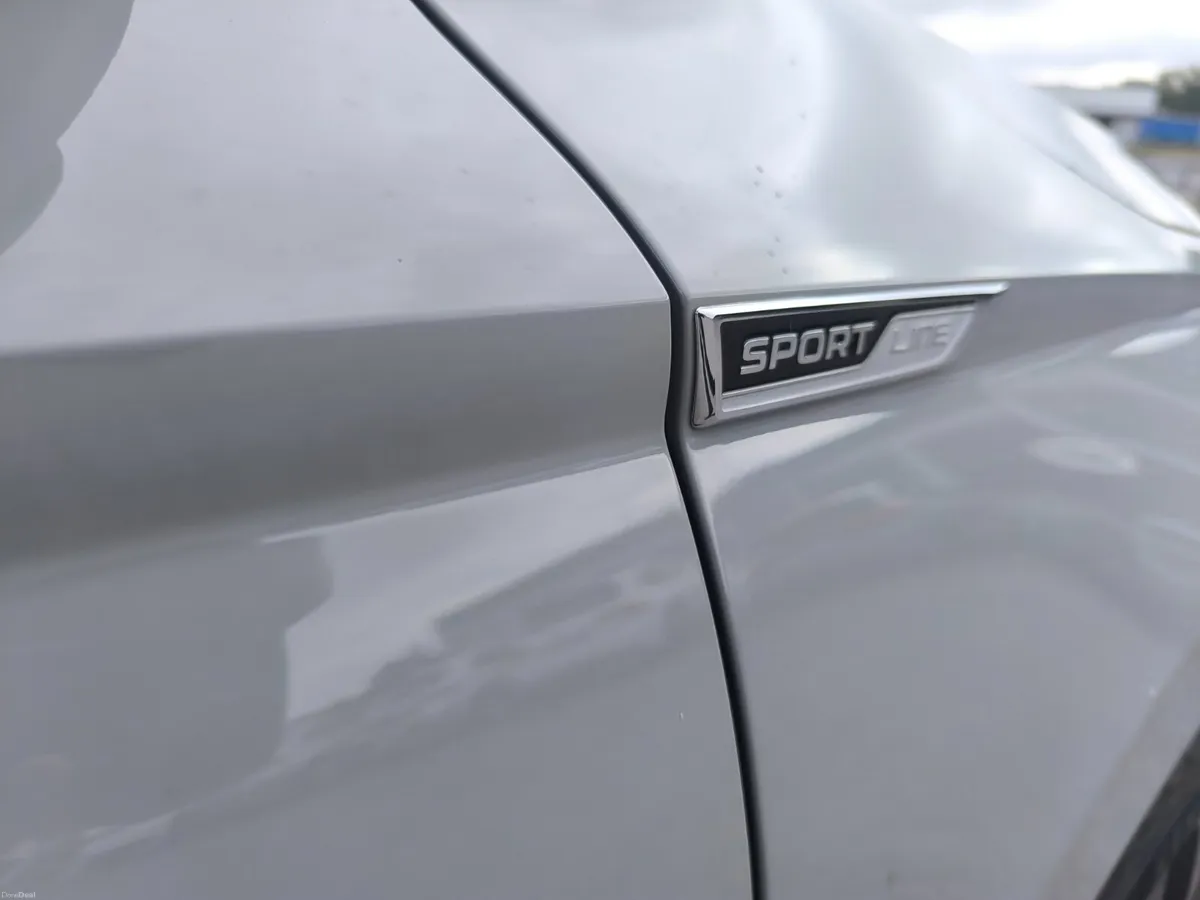 242 Skoda Karoq 2.0 TDI SPORTLINE - Image 5