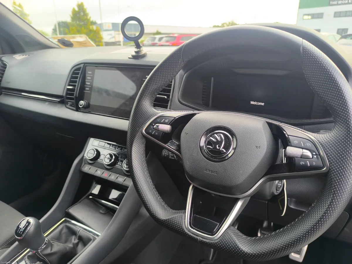 242 Skoda Karoq 2.0 TDI SPORTLINE - Image 6